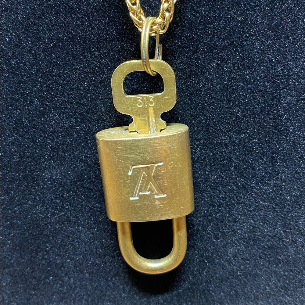 Louis Vuitton #313 Authentic Gold Padlock Pendant Necklace - Picture 2 of 11